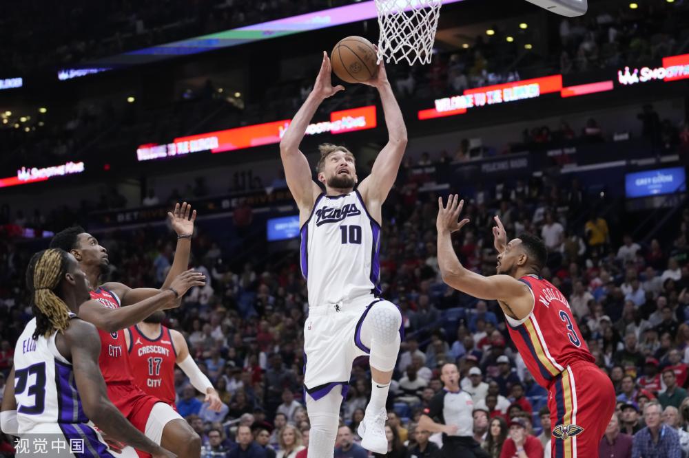 比赛陷入胶 比赛陷入胶