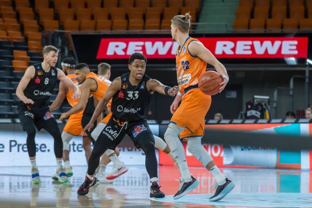 卫表示了浓 卫表示了浓