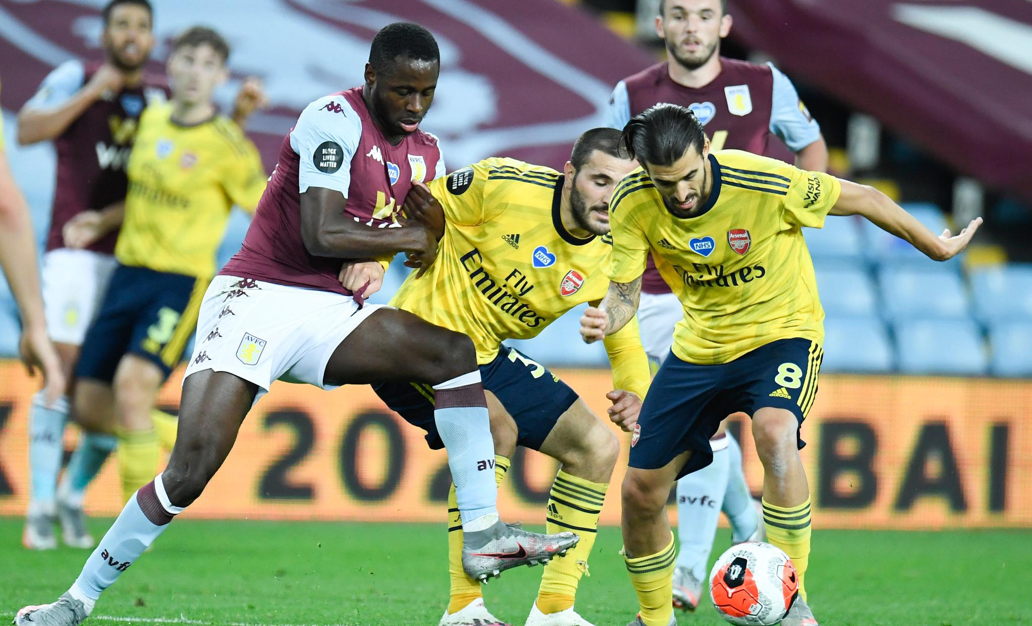 格外郁闷 格外郁闷